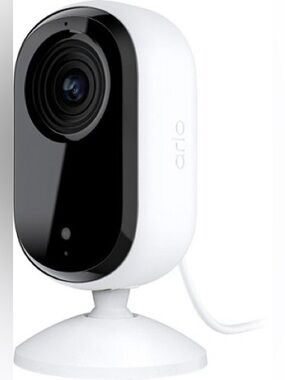 NEW Arlo Essential Indoor 2K Camera (2nd Gen) | Verizon
